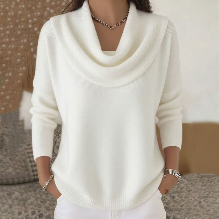 Rowan| Elegant Sweater with Soft Collar